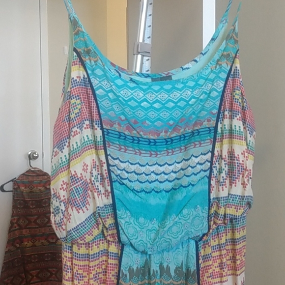 Dress-Bohemian/Pixel style printed Maxi dress - Picture 2 of 4